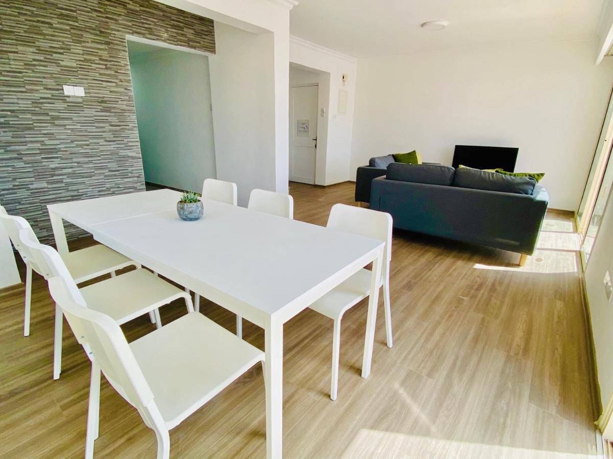 Basillica 3 Bedrooms Apartment Пафос Екстериор снимка
