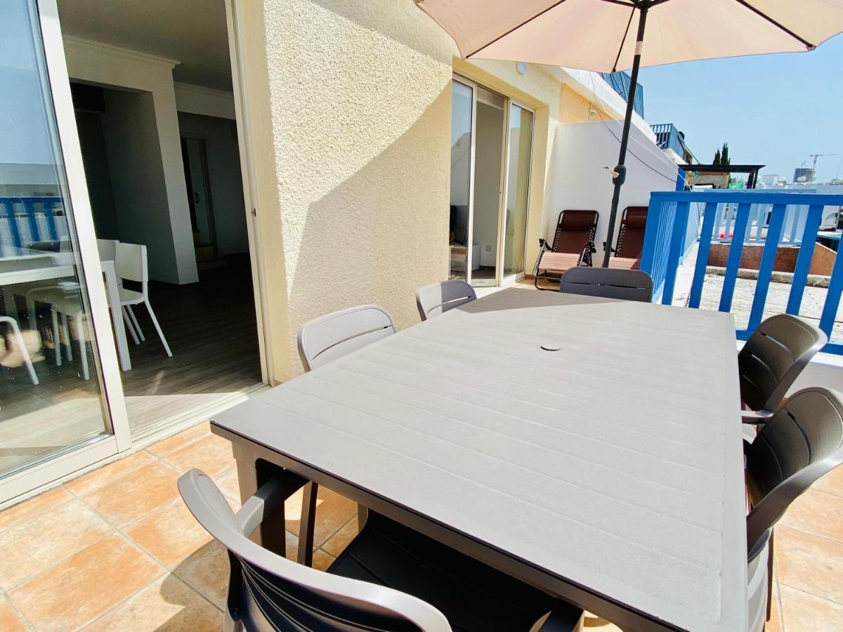 Basillica 3 Bedrooms Apartment Пафос Екстериор снимка