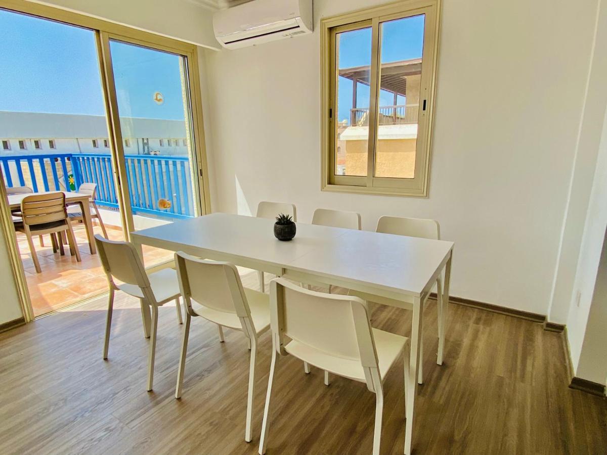 Basillica 3 Bedrooms Apartment Пафос Екстериор снимка